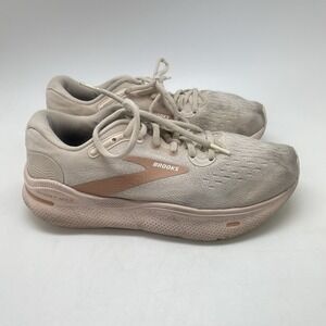 Brooks Sneakers Womens 9 B Ghost Max 1203951B135 Beige Running‎ Athletic Shoes